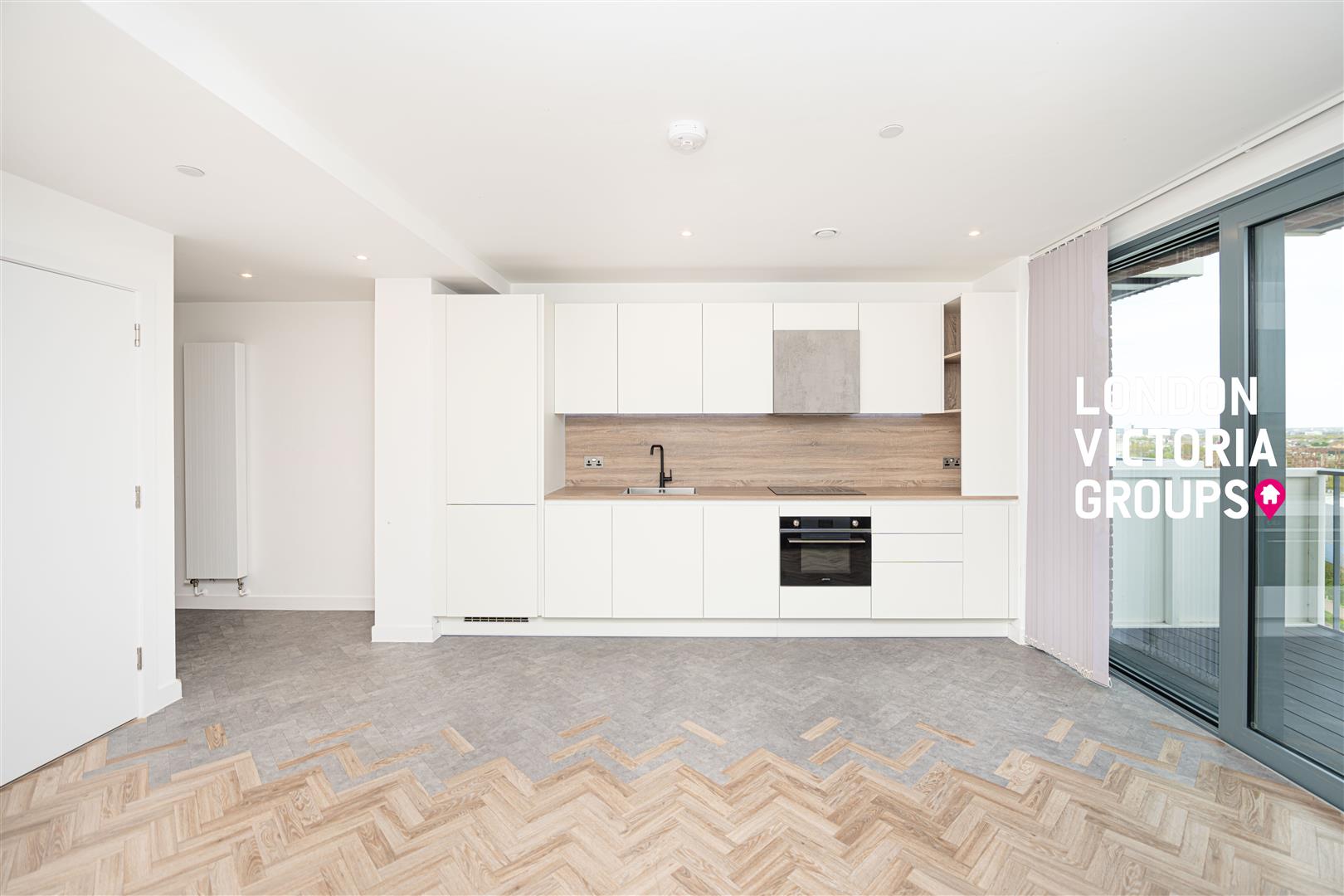 1 bed property in Skyline Apartments, 11 Makers Yard, LONDON